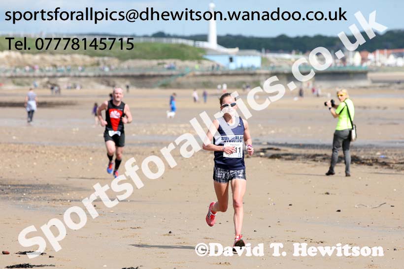 Pier to Pier Race, South Shields to Roker, Sunderland. Photo: David T. Hewitson/Sports for All Pics